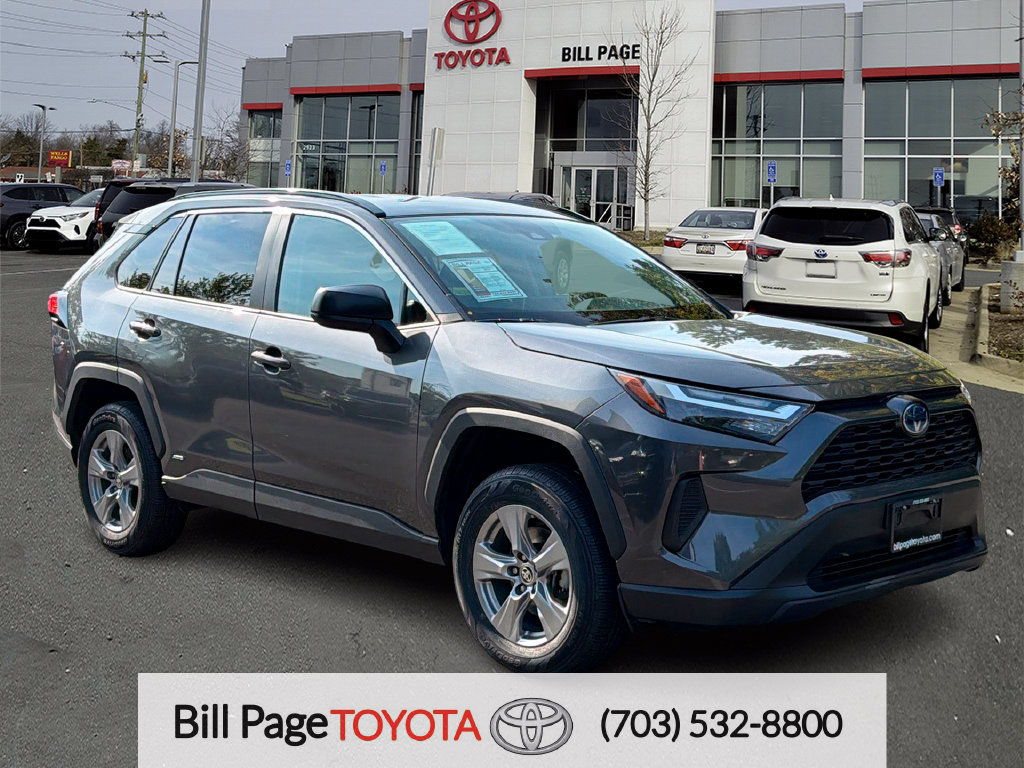 Used 2024 Toyota RAV4 LE AWD/4WD image 1
