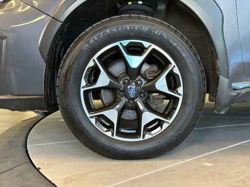 Used 2020 Subaru Crosstrek 2.0i Premium w/ Moonroof Package 1 AWD/4WD image 26