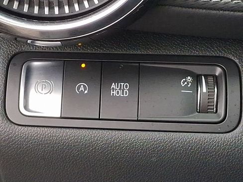 Used 2026 Chevrolet Equinox LT FWD image 23
