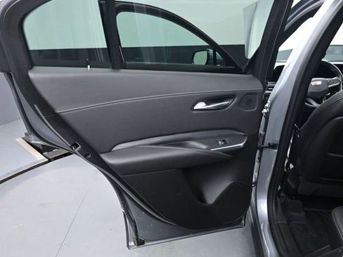 Used 2024 Cadillac XT4 Premium Luxury FWD image 14