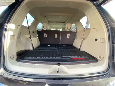 Used 2017 GMC Acadia Denali w/ Technology Package image 20