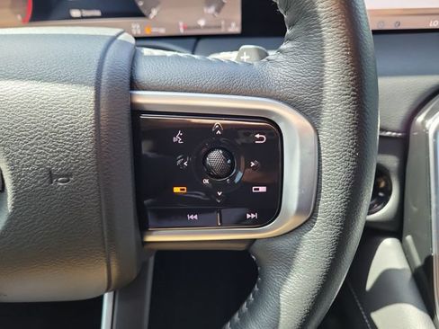 Certified 2025 Nissan Armada SL AWD/4WD image 25