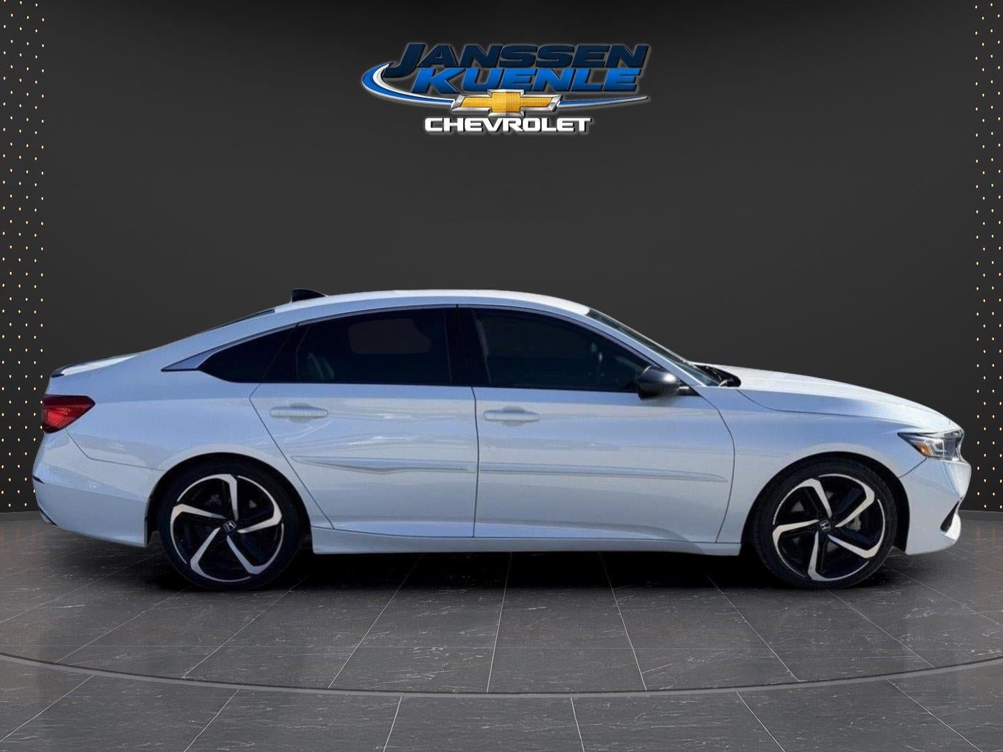 Used 2022 Honda Accord Sport image 5
