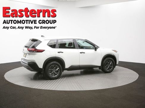 Used 2023 Nissan Rogue S image 42