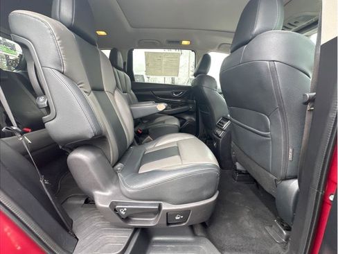 Used 2022 Subaru Ascent Onyx Edition image 12