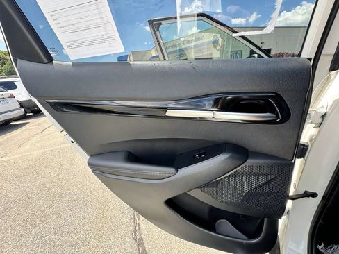 Used 2024 Kia Seltos EX AWD/4WD image 24