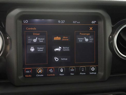 Used 2023 Jeep Wrangler Unlimited Sahara AWD/4WD image 40