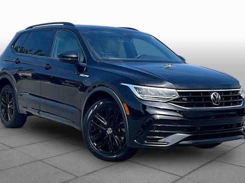 Used 2022 Volkswagen Tiguan SE R-Line AWD/4WD image 2