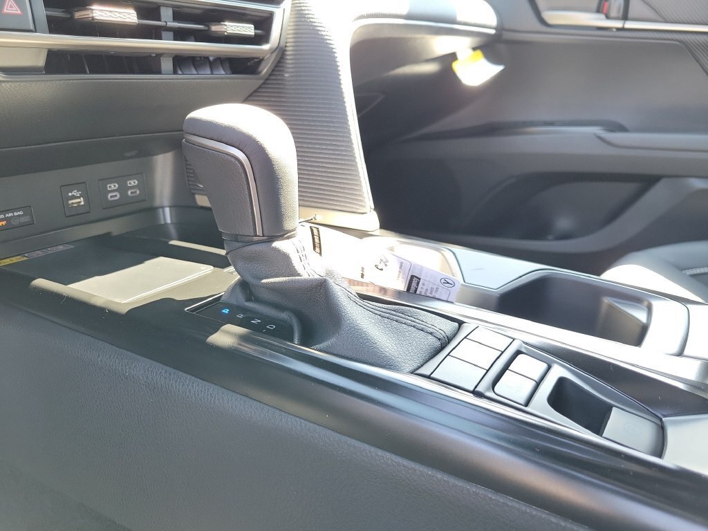 New 2026 Toyota Camry SE w/ Multimedia Upgrade Package FWD image 29