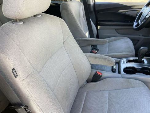 Used 2018 Honda Pilot EX image 21