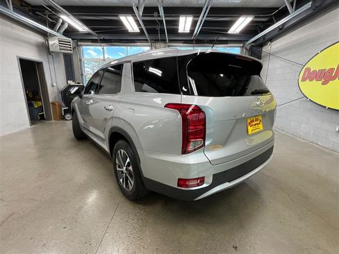 Used 2021 Hyundai Palisade SEL AWD/4WD image 3