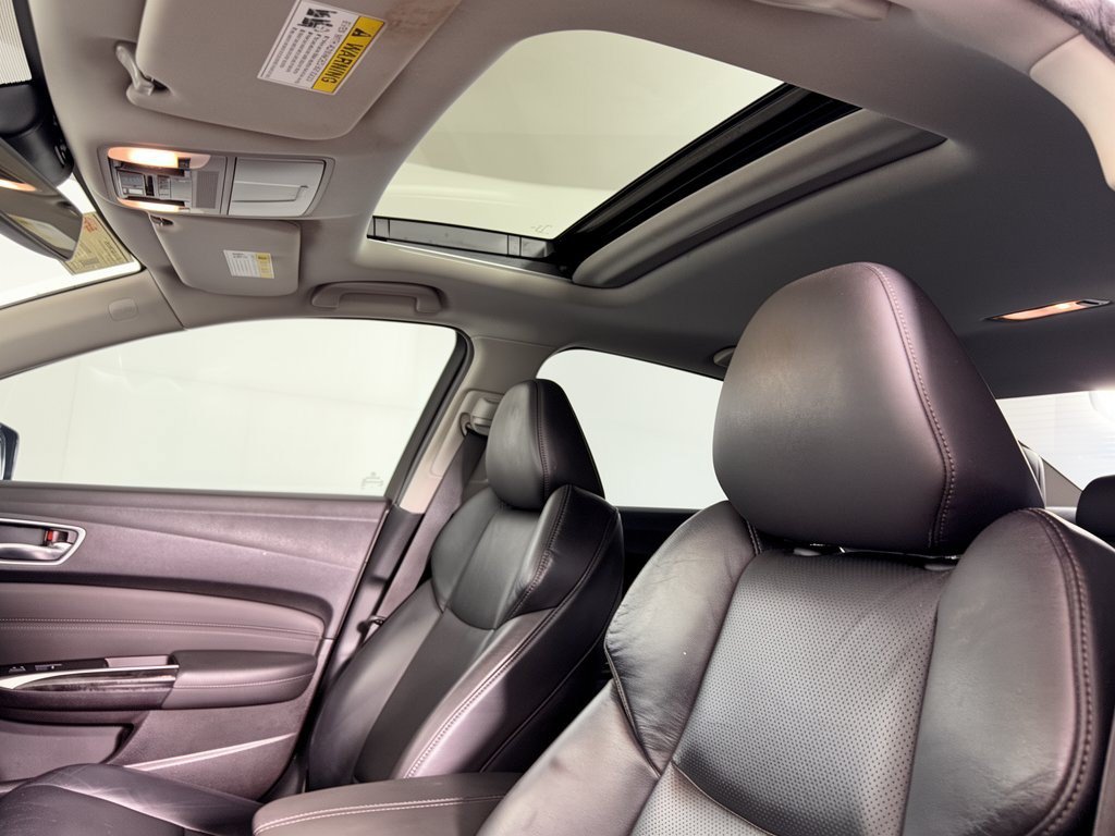 Used 2018 Acura TLX w/ Technology Package FWD image 27