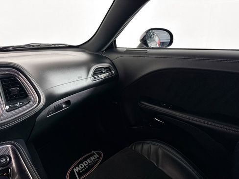 Used 2021 Dodge Challenger SRT Hellcat w/ Plus Package image 32