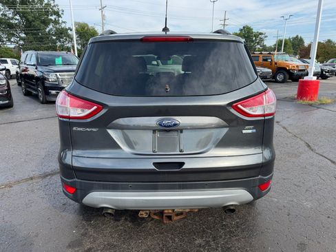 Used 2015 Ford Escape SE w/ Equipment Group 201A AWD/4WD image 4