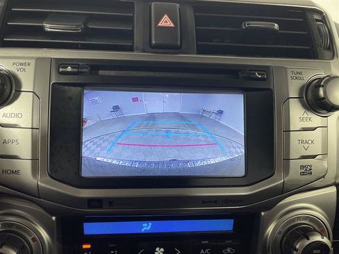 Used 2016 Toyota 4Runner Limited w/ Four Season Floor Mat Package AWD/4WD image 18