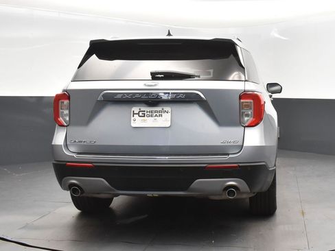 Used 2022 Ford Explorer Limited image 7