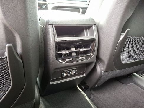 New 2025 Jeep Grand Cherokee Laredo w/ MOPAR Finishing Package AWD/4WD image 7