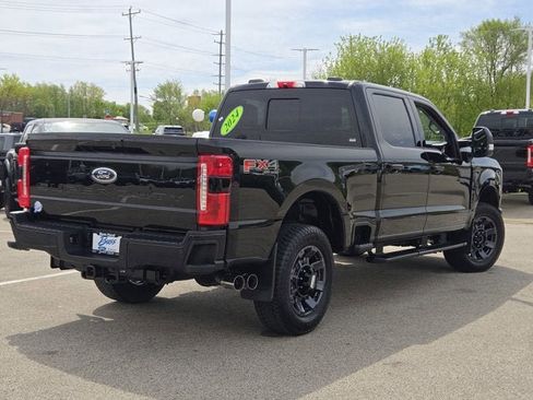 Used 2024 Ford F250 Lariat w/ Lariat Ultimate Package AWD/4WD image 12