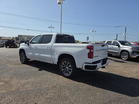 New 2026 Chevrolet Silverado 1500 RST w/ Z71 Off-Road Package AWD/4WD image 3