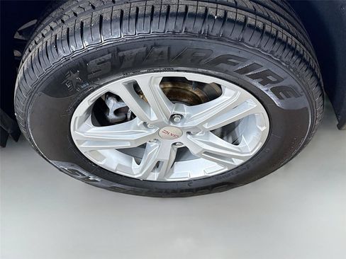 Used 2019 GMC Terrain SLE AWD/4WD image 28