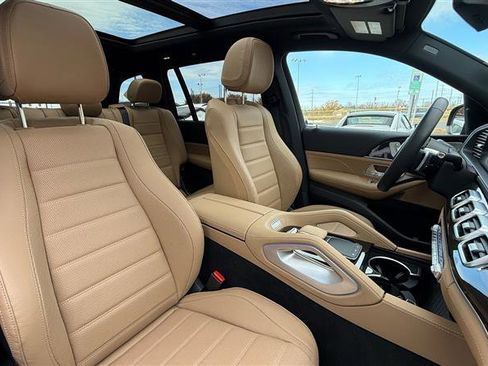 Used 2024 Mercedes-Benz GLS 450 4MATIC w/ AMG Line Exterior image 33