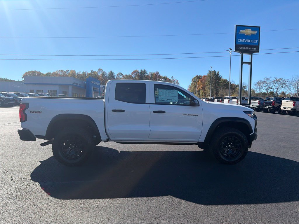 New 2026 Chevrolet Colorado Trail Boss AWD/4WD image 9
