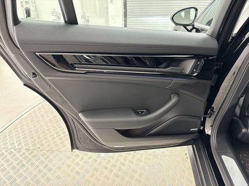 New 2025 Porsche Panamera 4 image 32