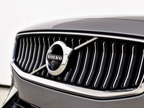 Used 2019 Volvo S60 T5 Inscription FWD image 10