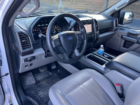 Used 2019 Ford F150 XLT w/ Equipment Group 302A Luxury image 7