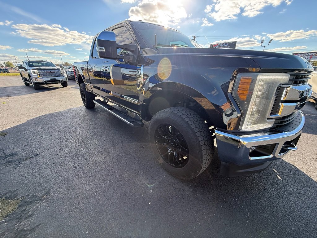 Used 2019 Ford F250 XLT w/ XLT Premium Package AWD/4WD image 1