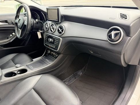 Used 2015 Mercedes-Benz GLA 250 w/ Multimedia Package image 20
