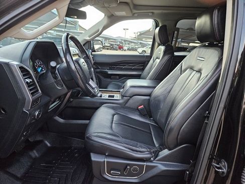 Used 2018 Ford Expedition Platinum RWD image 14