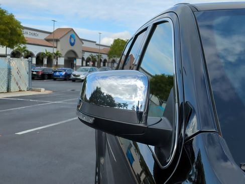 Used 2021 Jeep Grand Cherokee Limited image 12