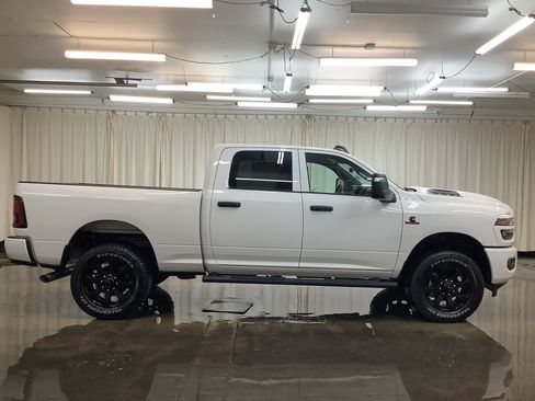 New 2026 RAM 2500 Tradesman AWD/4WD image 4