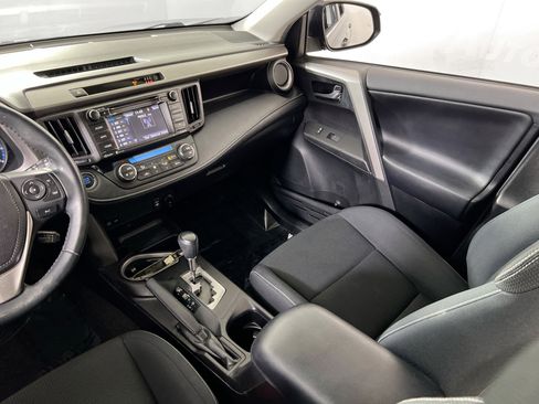 Used 2018 Toyota RAV4 XLE w/ Plus Extra Value Package image 22