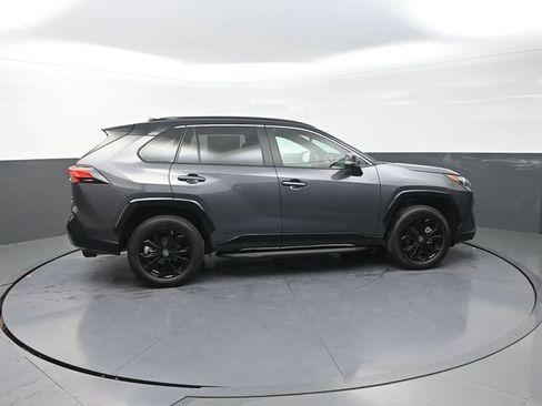 Used 2025 Toyota RAV4 XSE w/ Weather Package AWD/4WD image 9