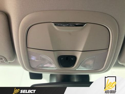 Used 2022 Jeep Cherokee Latitude Lux FWD image 17