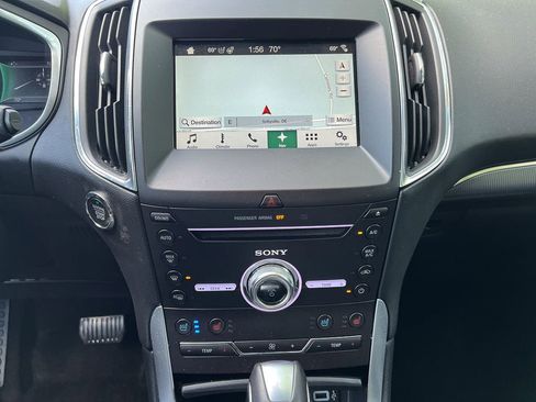 Used 2018 Ford Edge Titanium w/ Equipment Group 301A AWD/4WD image 24