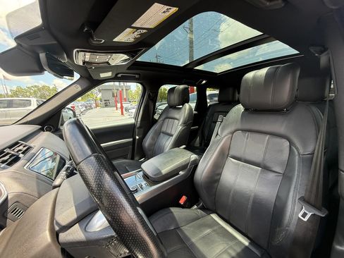Used 2018 Land Rover Range Rover Sport HSE AWD/4WD image 18