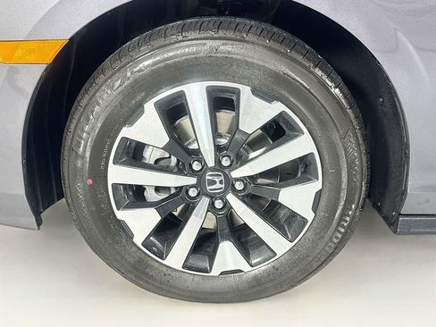 New 2026 Honda Odyssey EX-L image 14