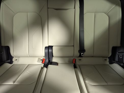 New 2025 Audi Q3 2.0T Premium image 13