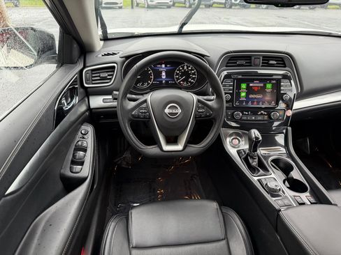 Used 2023 Nissan Maxima SV w/ Floor Mat Group image 14