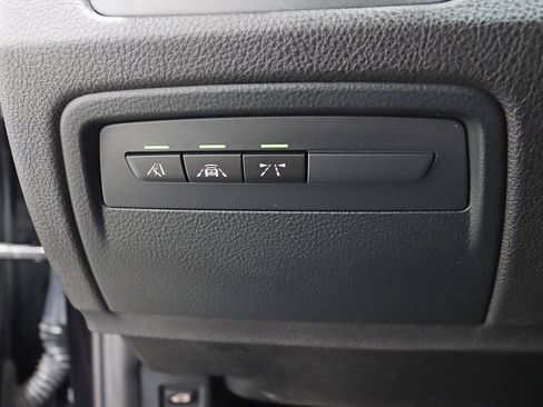 Used 2018 BMW M3 image 16