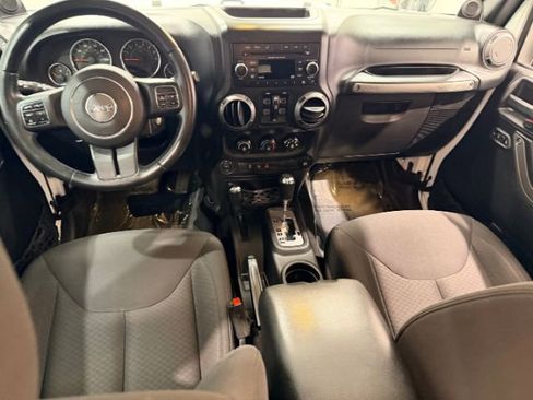 Used 2014 Jeep Wrangler Unlimited Sport w/ Quick Order Package 24S AWD/4WD image 25