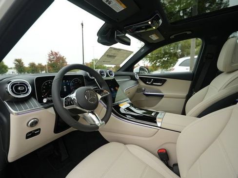 Certified 2026 Mercedes-Benz GLC 300 4MATIC image 35
