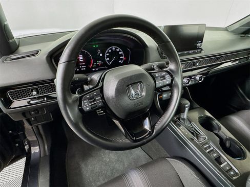 Used 2025 Honda Civic Sport image 9