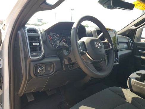 Used 2026 RAM 2500 Big Horn AWD/4WD image 7