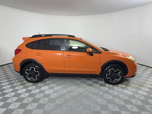 Used 2014 Subaru Crosstrek 2.0i Premium AWD/4WD image 4