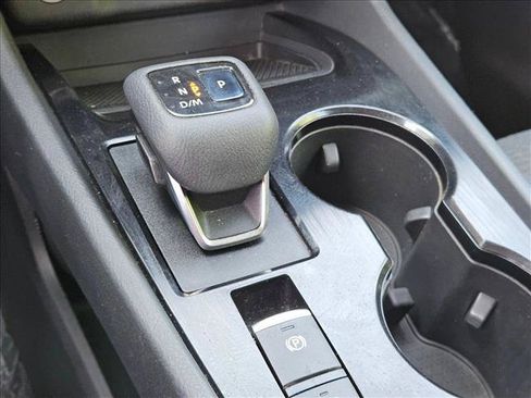 Used 2021 Nissan Rogue S FWD image 16
