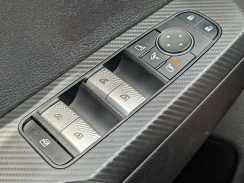 Used 2024 Mitsubishi Outlander SE FWD image 24
